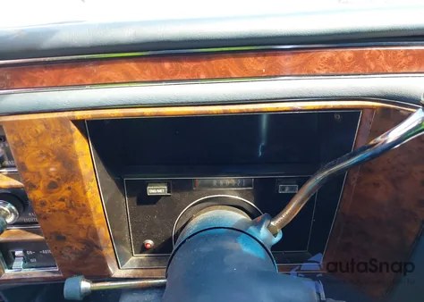 1991 Cadillac Brougham from USA, damaged, VIN 1G6DW547XMR708197